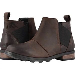 Sorel Women’s Emelie Chelsea Boot size 9